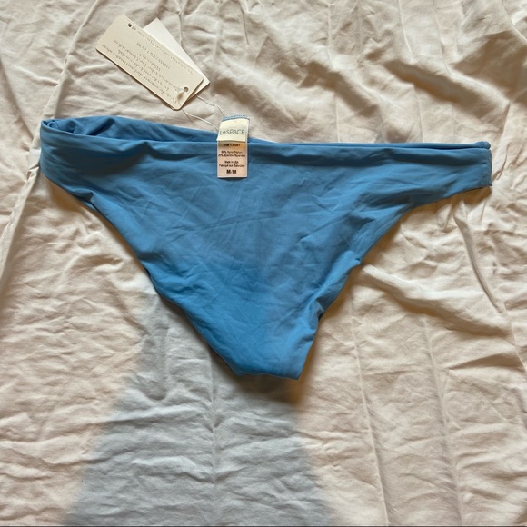 🆕L Space Sandy Bottom - Picture 4 of 4